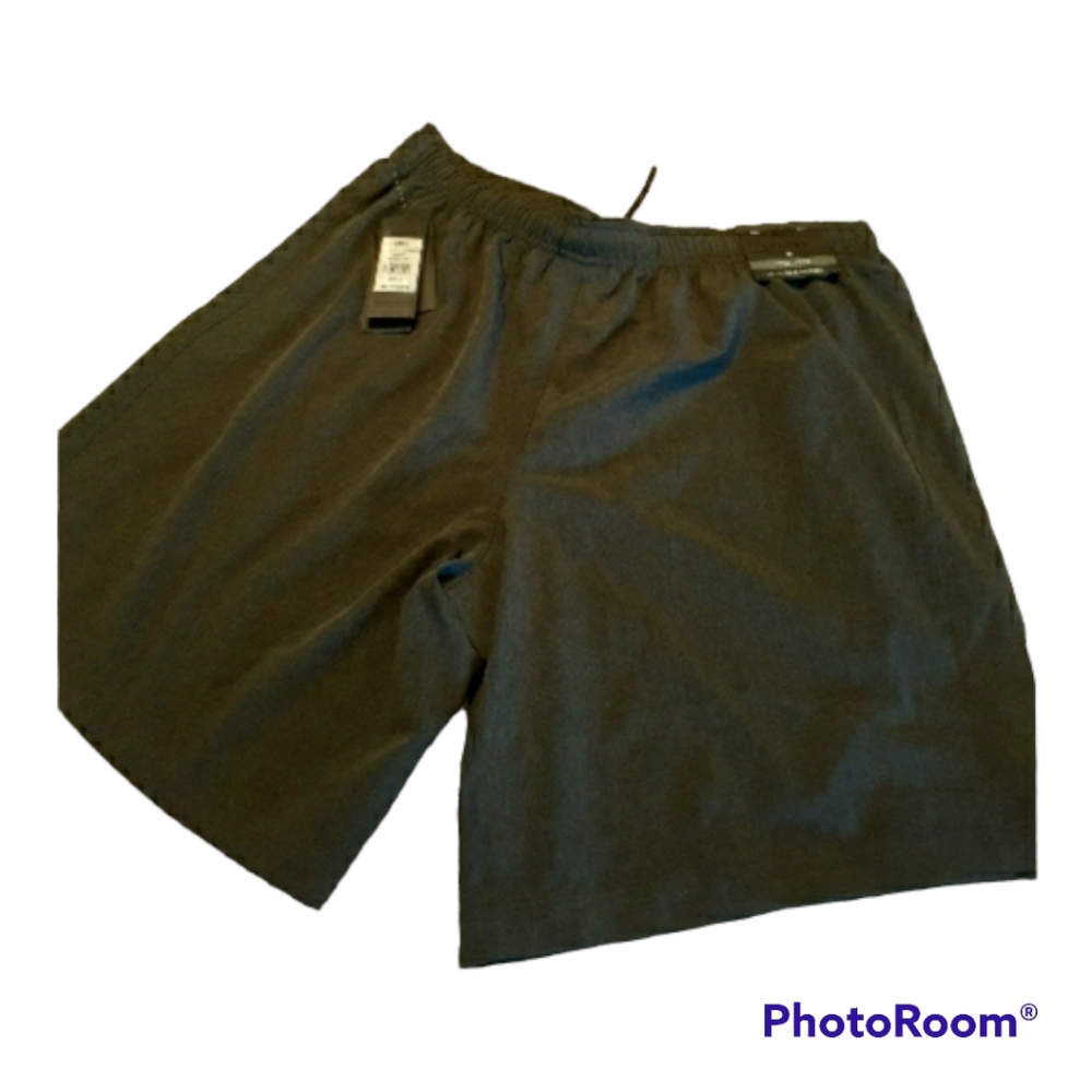 LEG3ND black shorts XL  NWT